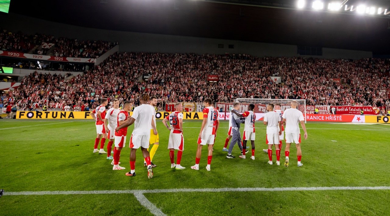 Fanoušci » Ke stažení » SK Slavia Praha