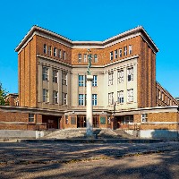 Prvorepubliková architektura ve městě - zdroj: archiv města a Hradecka