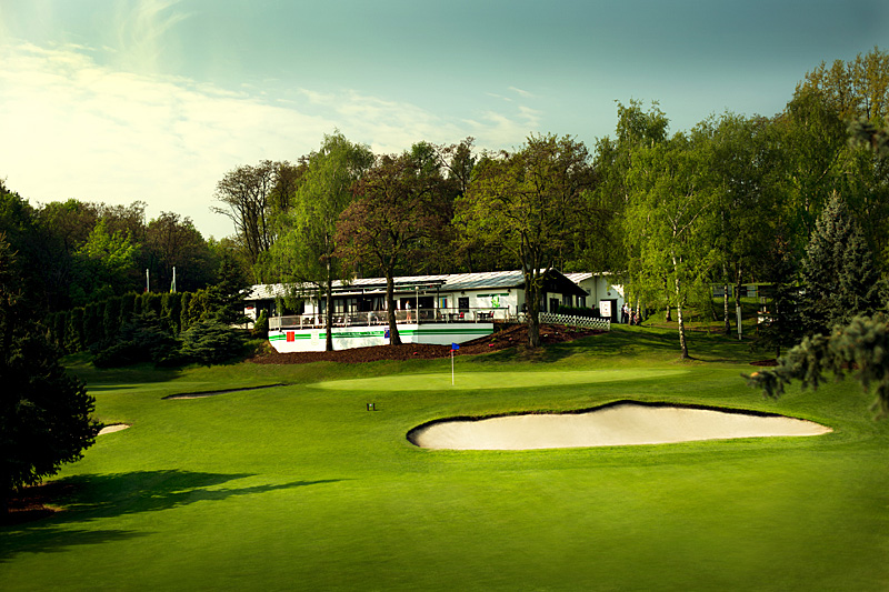 Outlook Compose liste Golf Club Praha - Prague.eu
