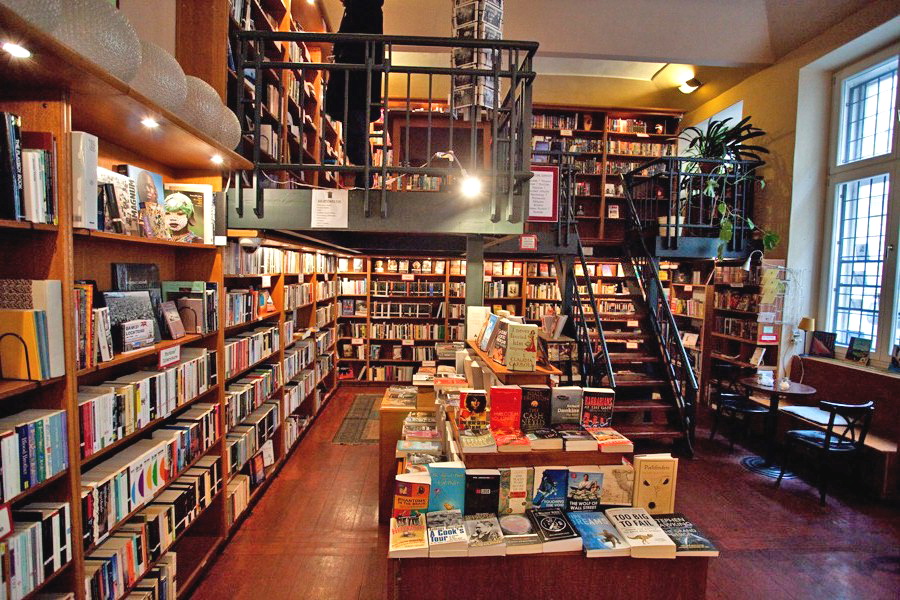 Globe Bookstore Cafe Prague Eu
